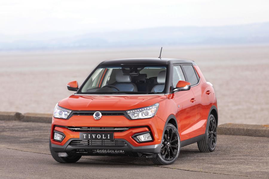  SsangYong Tivoli LE 2019 года  (UK) (фото 9 из 34)